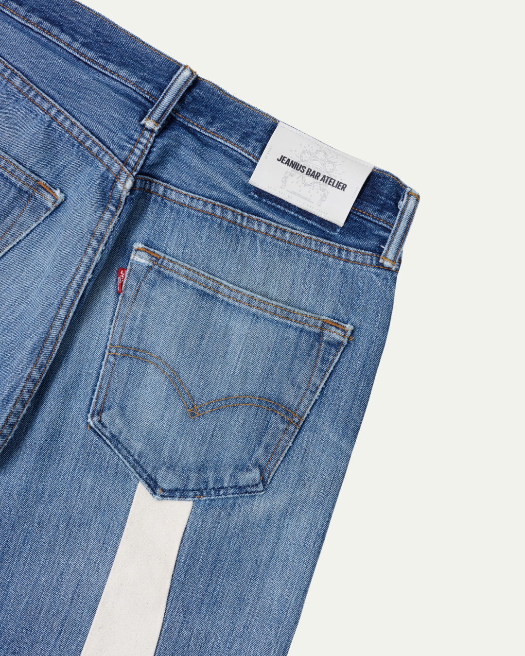 WHISKER FADE ARCH DENIM W31/L34