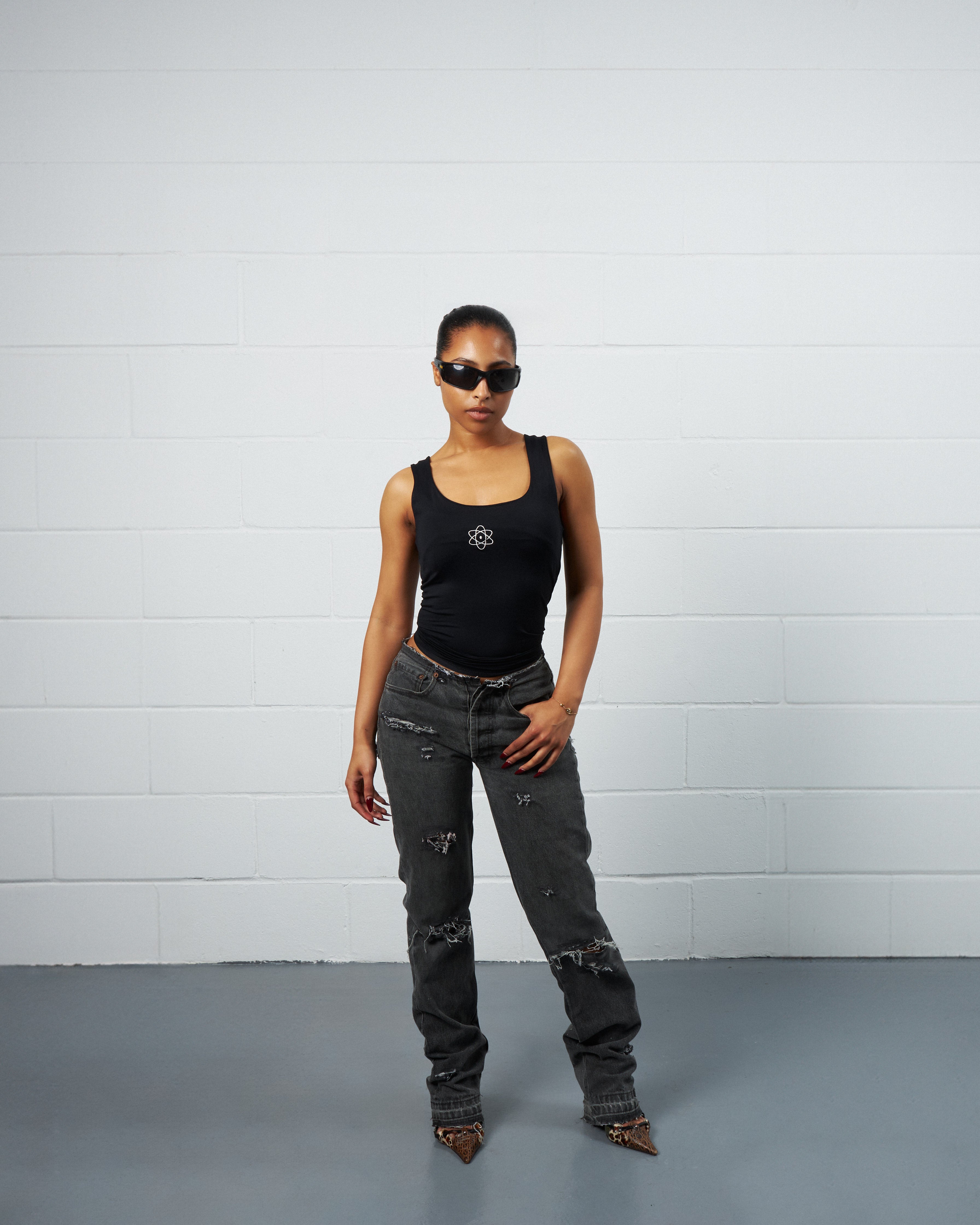 CHARCOAL NO-WAIST TRASHER DENIM – JEANIUS LAB